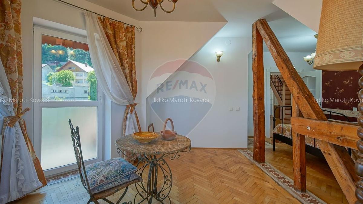 Apartament cu 5 camere decomandat, mobilat în Centrul Istoric - 14