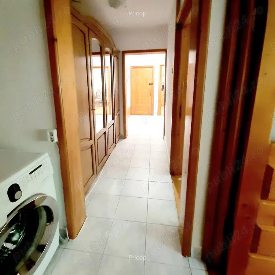 Inchiriez apartament 3 camere, zona Pacurari (Petru Poni) - 4