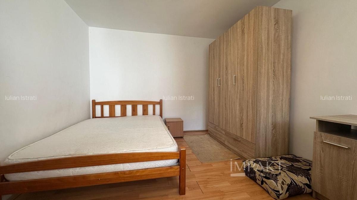 Imobil cu 5 apartamente separate, ideal pentru investitie - zona UMF! - 25