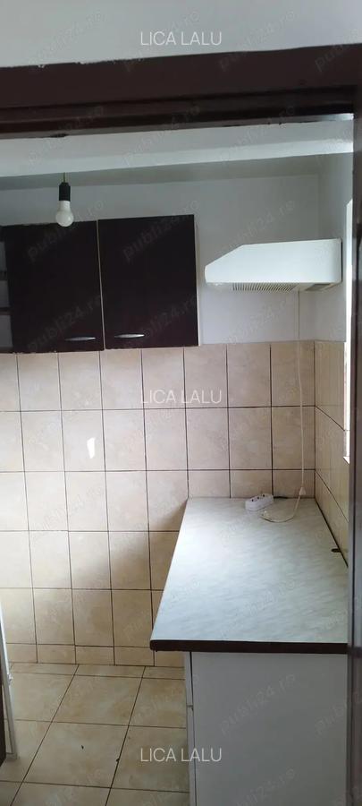 Inchiriez apartament 2 camere - 4