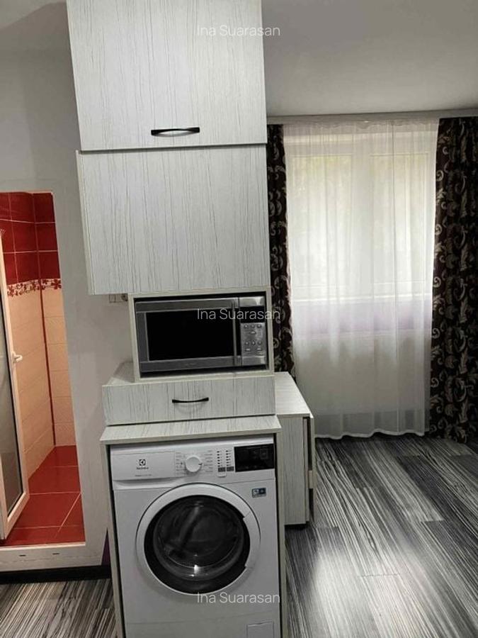 De vanzare Garsoniera 1 Mai, Ion Mihalache, Calea Grivitei, sector 1 - 4 De vanzare Garsoniera 1 Mai, Ion Mihalache, Calea Grivitei, sector 1 - 4