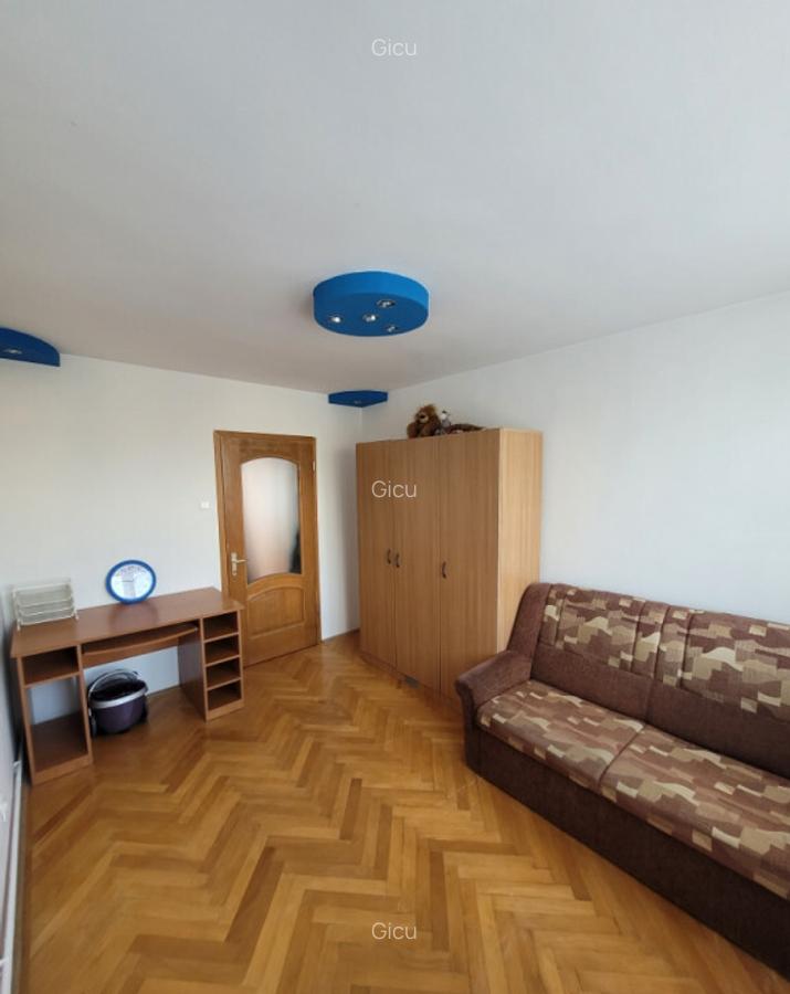 Apartament 3 camere de inchiriat pe Strada de Mijloc - 7