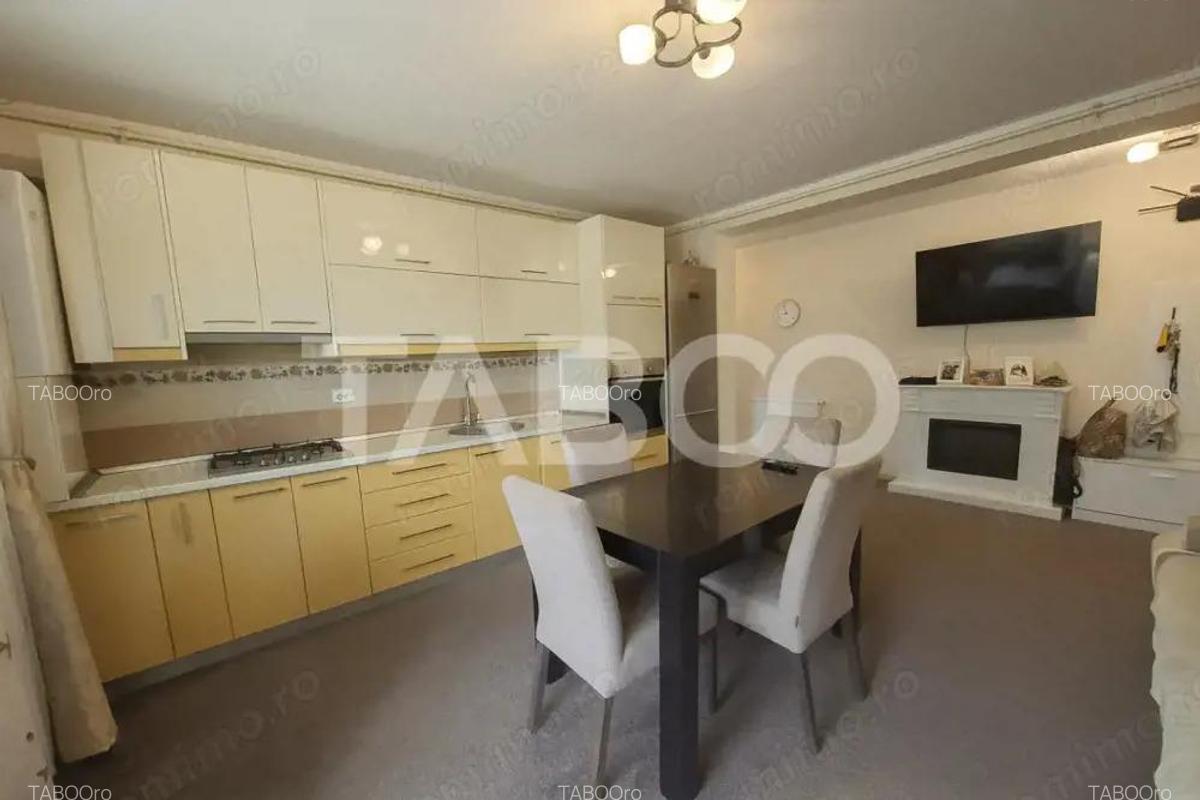 Apartament de vanzare 3 camere etaj 1 zona Brana + bloc cu gradina - 2