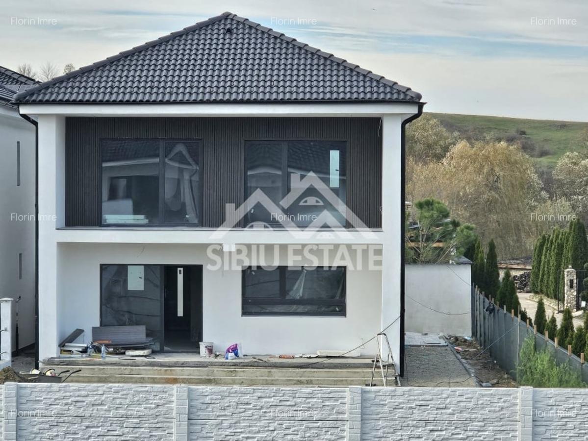 Casa noua 4 camere, Selimbar teren 480 mp - 1