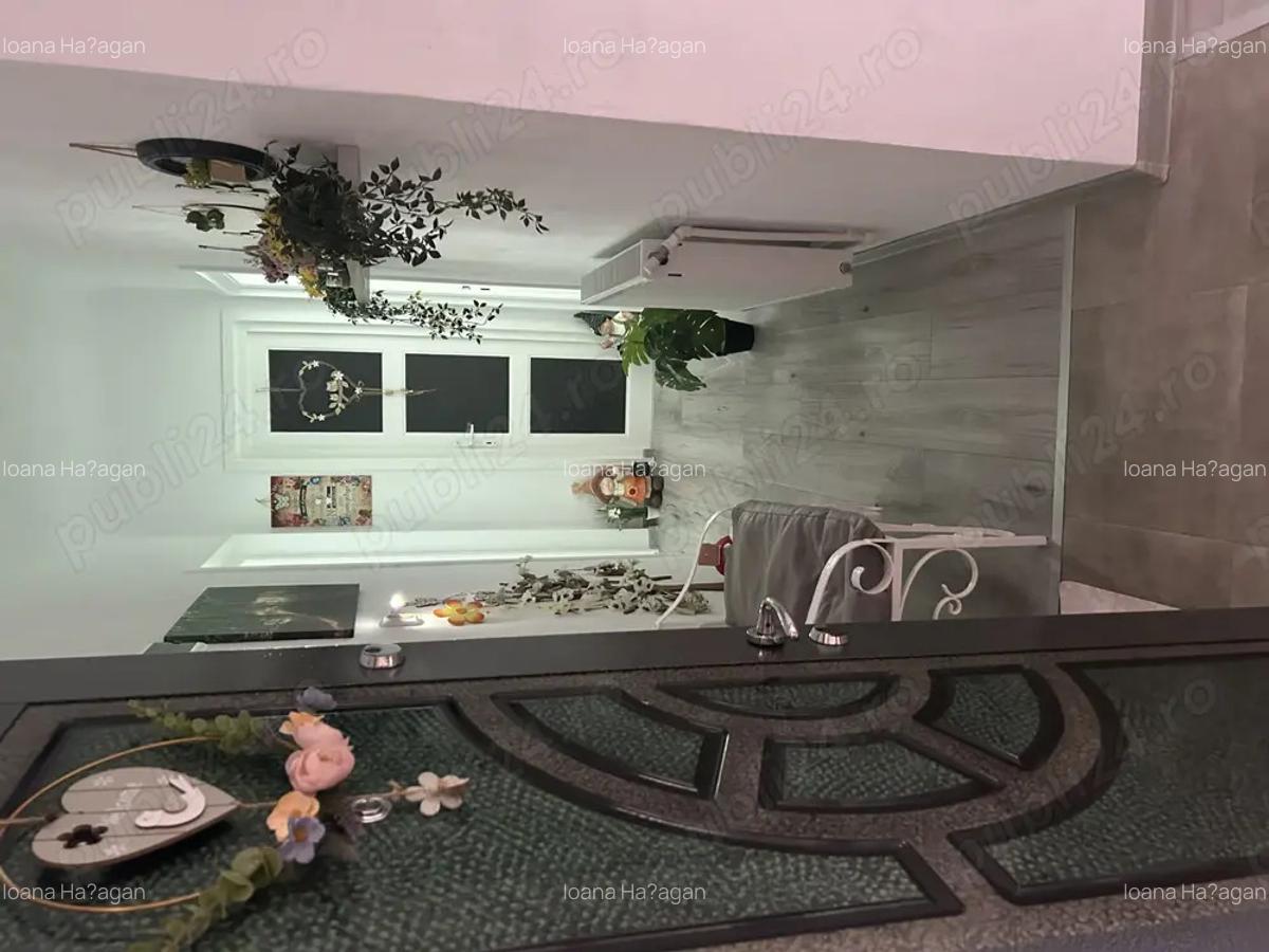 De vanzare apartament cu 2 camere situat pe strada Nicolae Iorga foarte aproape de Baile Sarate Ocna - 1
