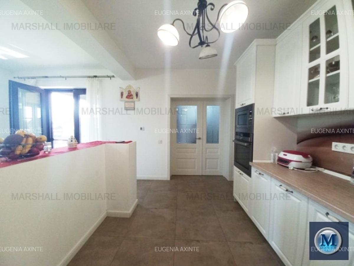 Casă cu 5 camere în Central - 8
