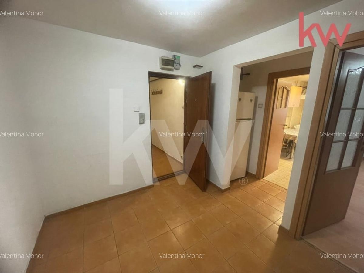 Apartament Decomandat 3 Camere, 1 Mai, Ion Oblemenco - 7