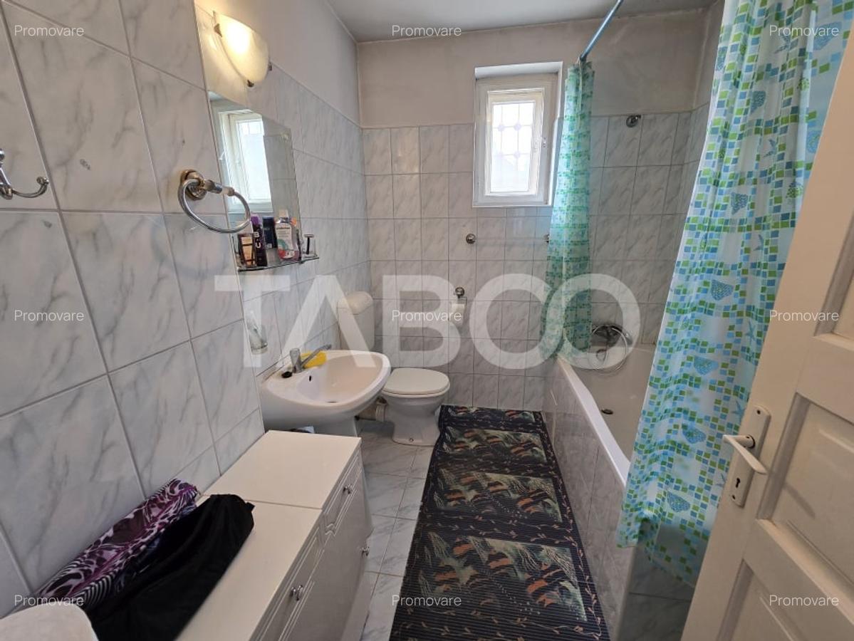 Casa individuala de vanzare teren 972 mp 2 garaje zona Sub Arini Sibiu - 20