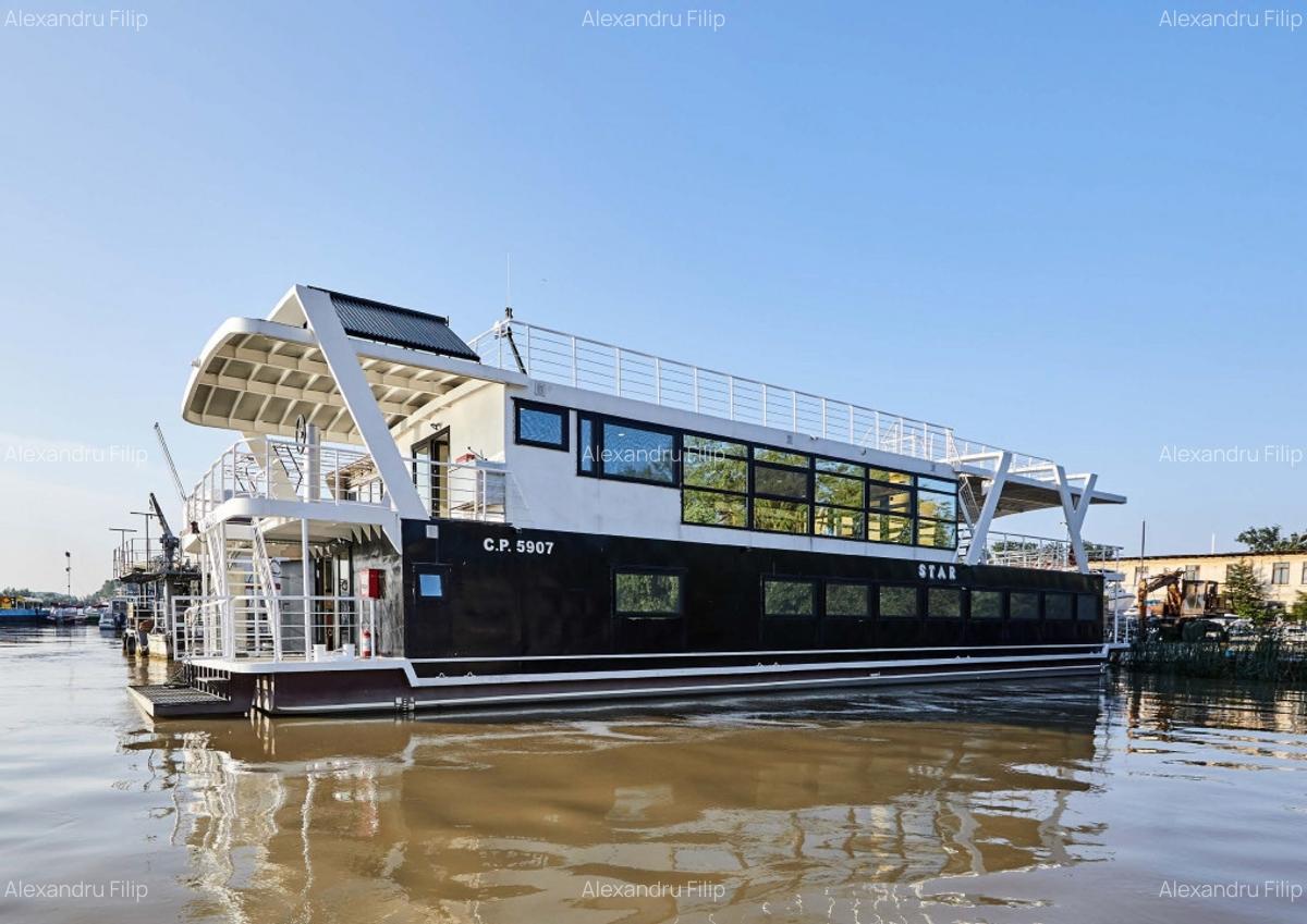 Hotel plutitor STAR - Tulcea - 1