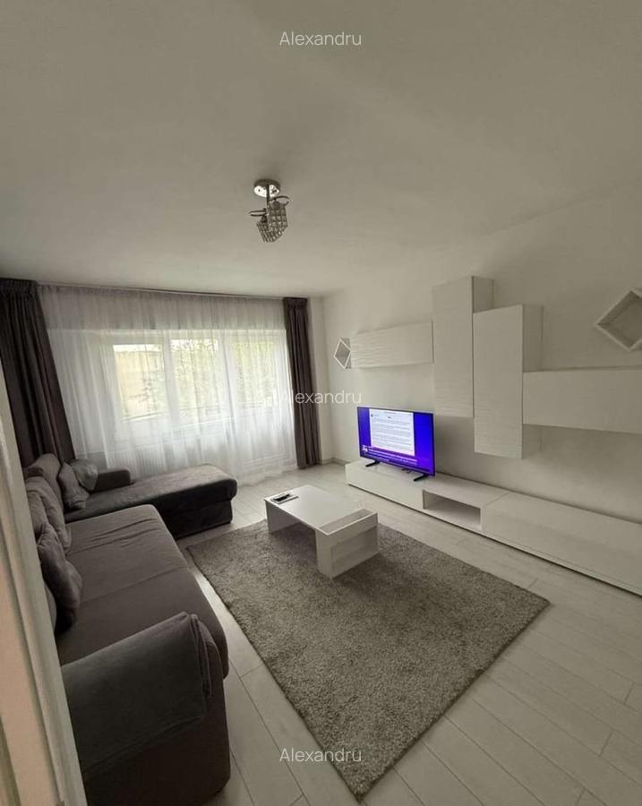 Garsoniera de inchiriat Vitan Mall - Mihai Bravu - 5