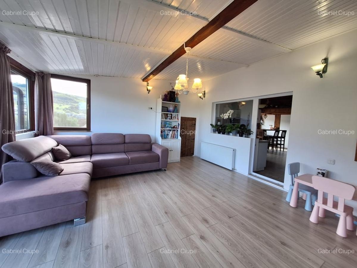 Apartament cu 3 camere, 68 mp, balcon, strada Tautiului - 3