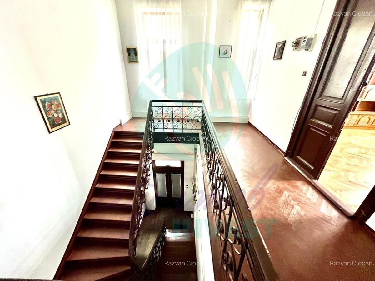 Ap. în Vilă– 4 camere | Ultracentral – Parcul Cișmigiu | Curte comună - 3