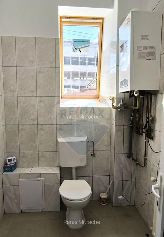 Spa?iu comercial de inchiriat in Piata Agroalimentara di... - 11