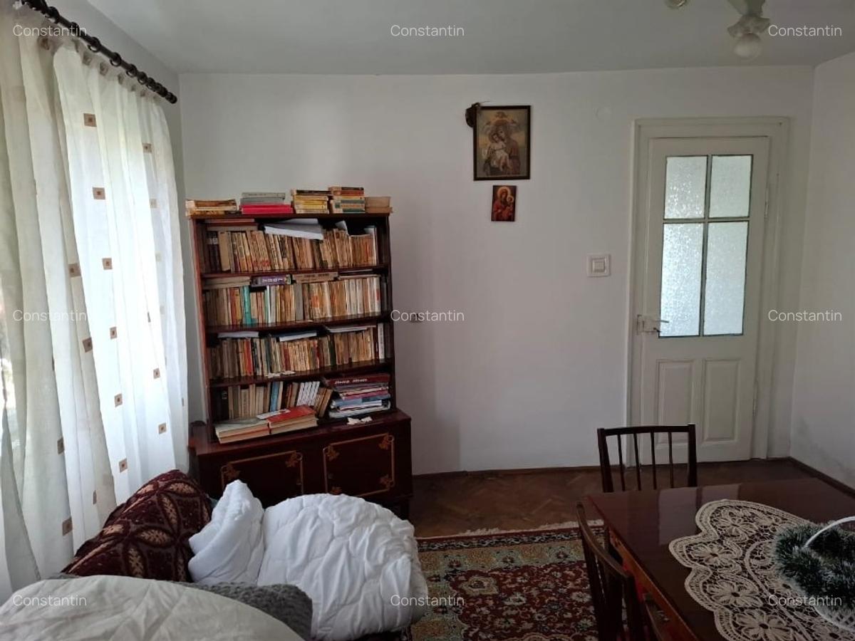 Vand casa in satul Valea Lupului judetul Buzau - 11