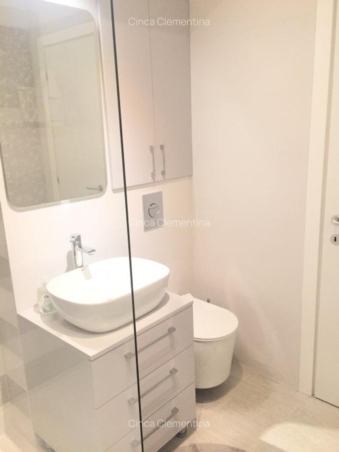 Proprietar, vand ap. 3 camere, Piata Alba Iulia - 10
