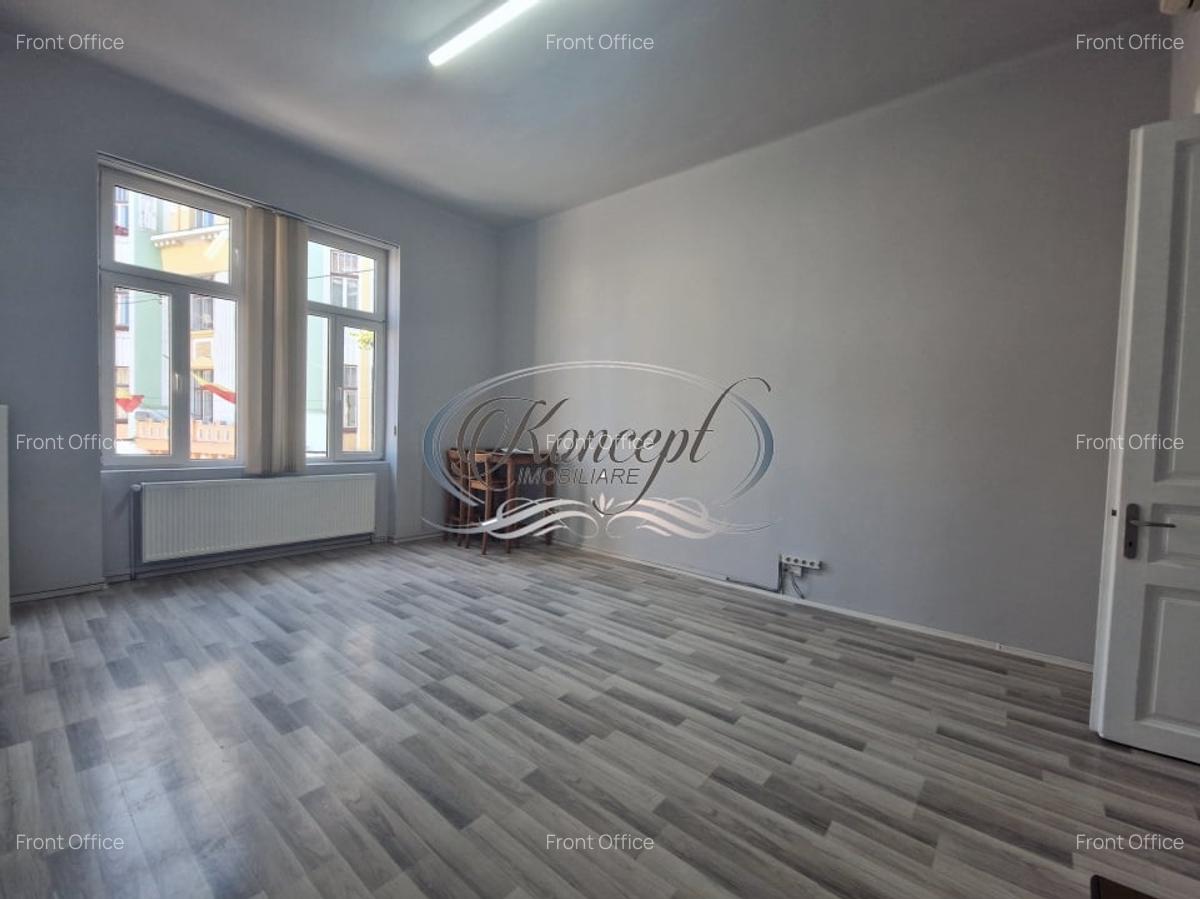 Apartament spatios, renovat, in centrul istoric - 6