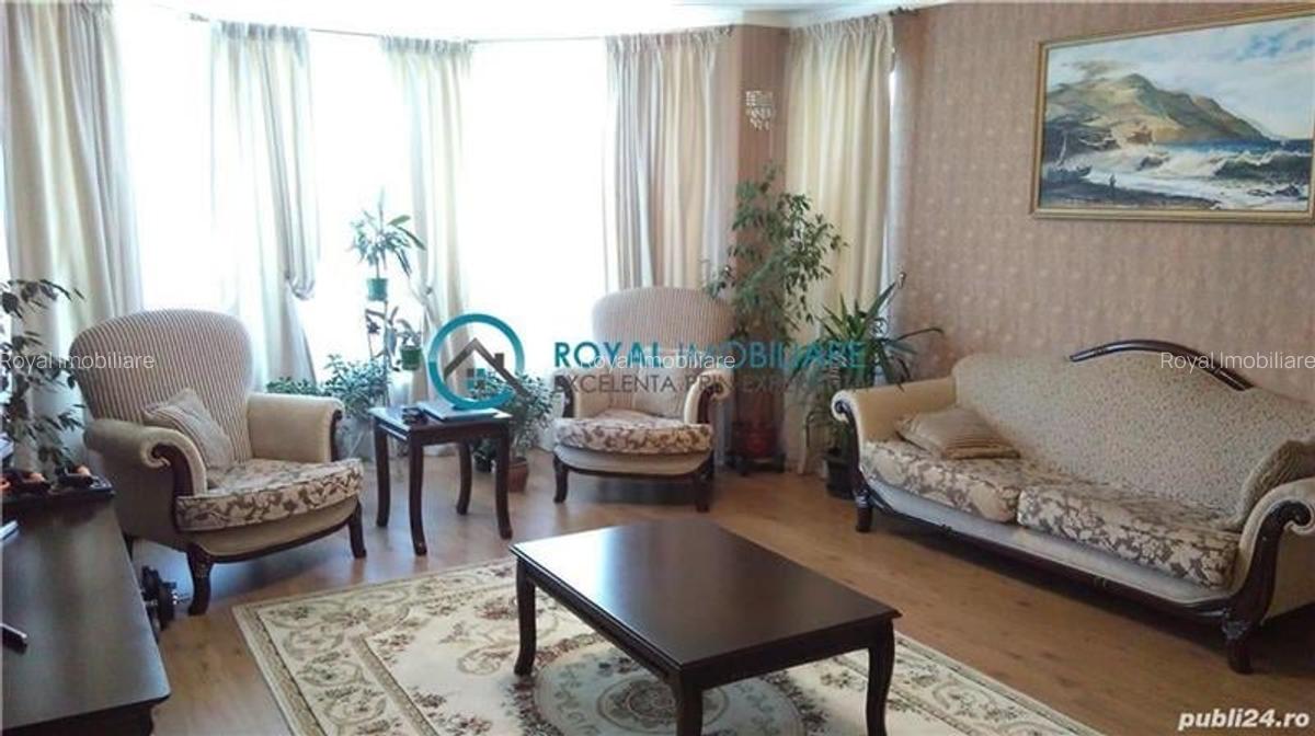 Casă cu 8 camere în Strejnicu - 7