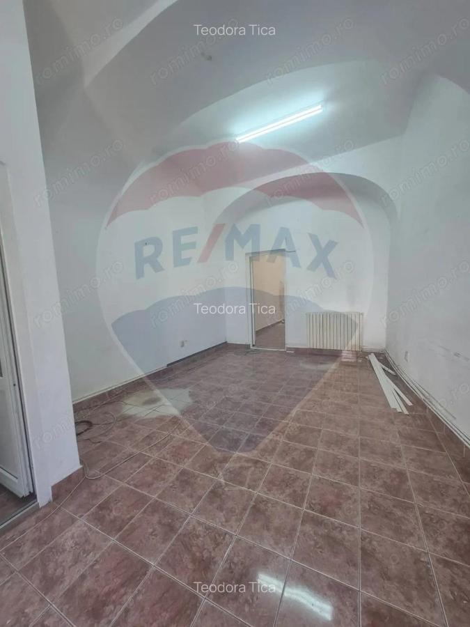 Spa?iu comercial/birouri zona Ultracentrala - 2