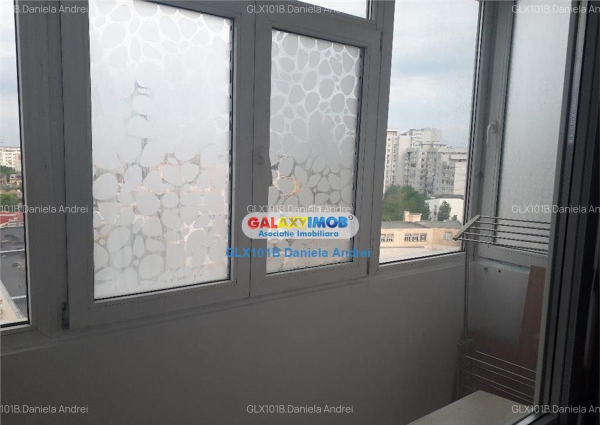 De :APARTAMENT 2 CAMERE, bloc 1985, Piata Victoriei 160000 e - 5