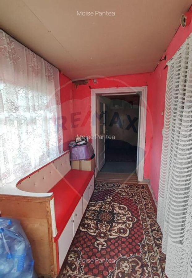 Casa cu 4 camere si teren de vanzare in com. Husasau de... - 11