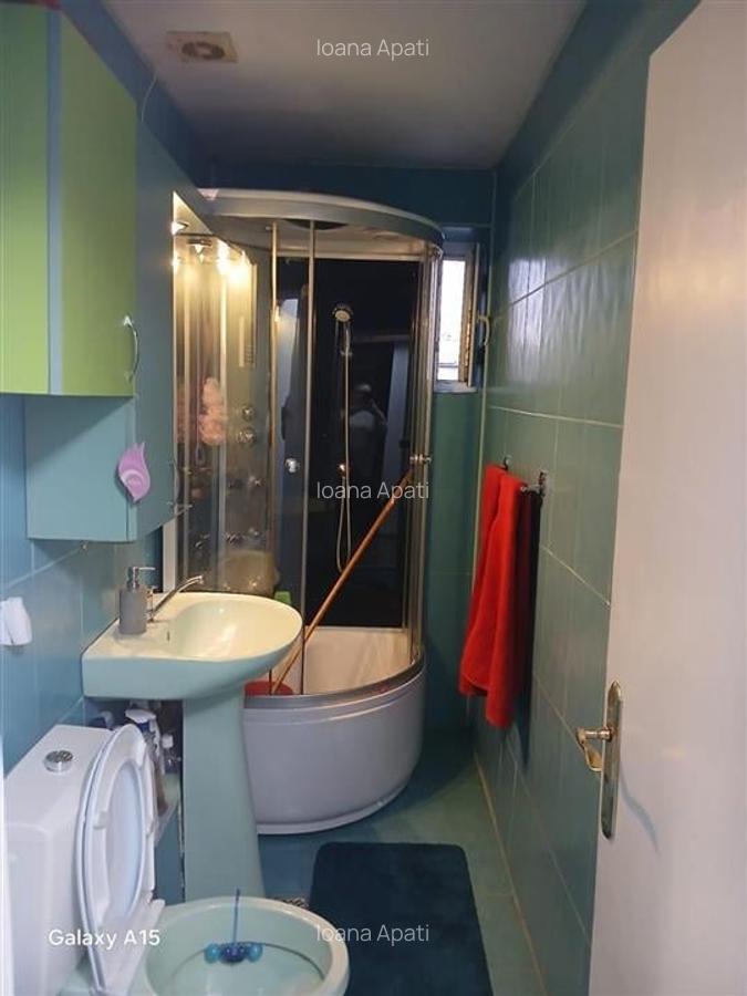 Apartament cu 4 camere decomandat în Nufărul - 7