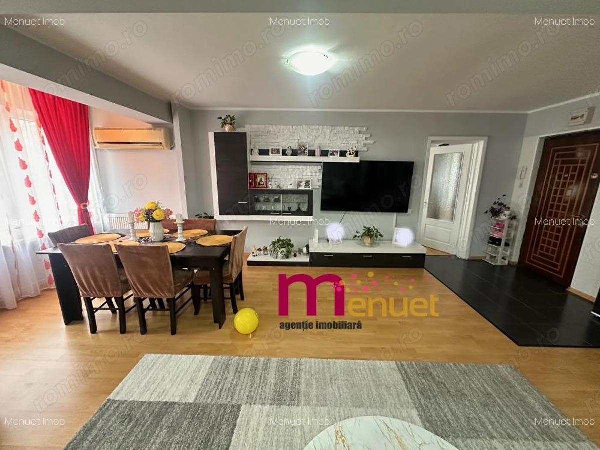 Apartament 3 camere,str.Spitalului,etaj 1 - 3