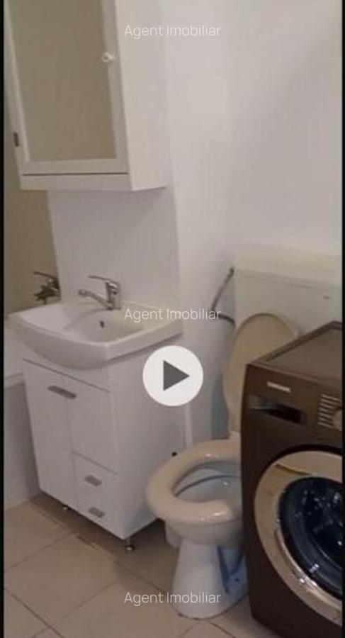 Obor etaj 7 la metrou - 1