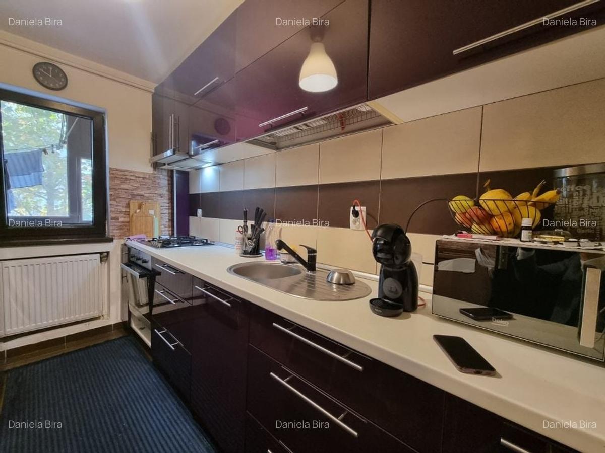 Apartament 2 camere decomandat etaj 2 bloc 2015 mobilat utilat Metalurgiei - 1