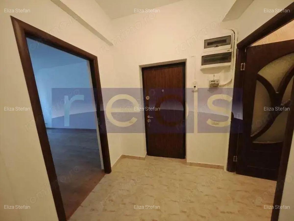 VANZARE APARTAMENT 3 CAMERE RENOVAT DECOMANDAT CENTRALA PROPRIE PIATA ROMANA - 7