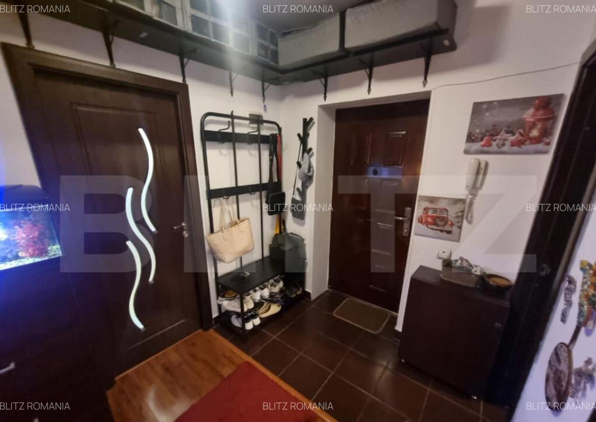 Apartament de vanzare, cu 2 camere, decomandat, 62 mp, zona - 5