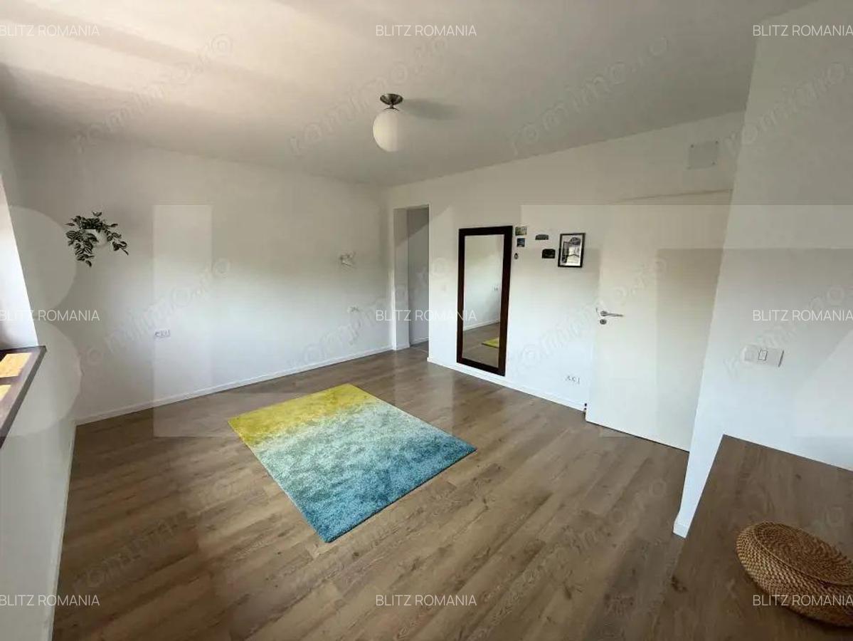 Casa de vanzare, cu 5 camere, 120 mp, zona Mehala - 3