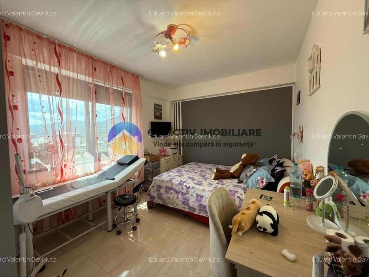 Apartament de vanzare 2 camere - strada Fermelor, Piatra Neamt - 2