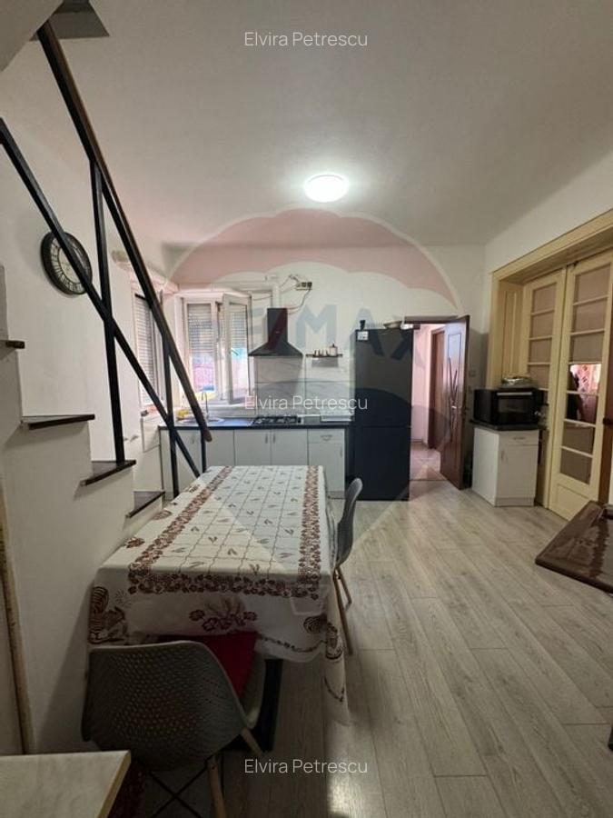 Casa / Vila cu 3 camere de vanzare in zona Central - 17