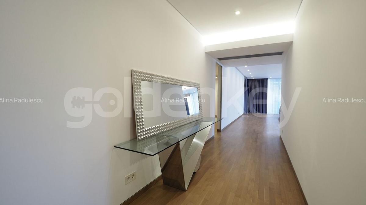 Apartament cu 5 camere semidecomandat, mobilat în Primăverii - 21