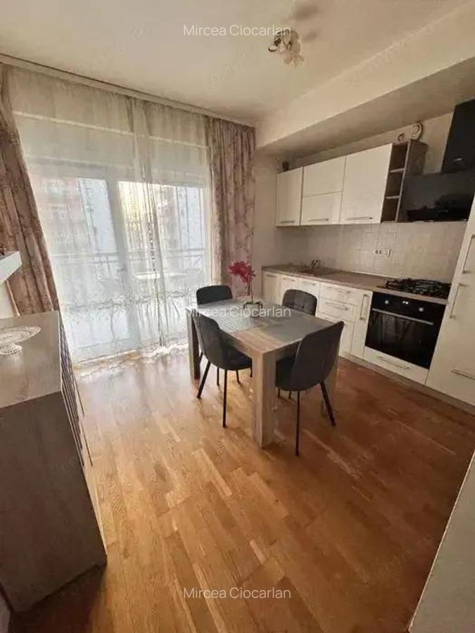 APARTAMENT CU 3 CAMERE IN COMPLEX RING LA 135.000 euro - 1