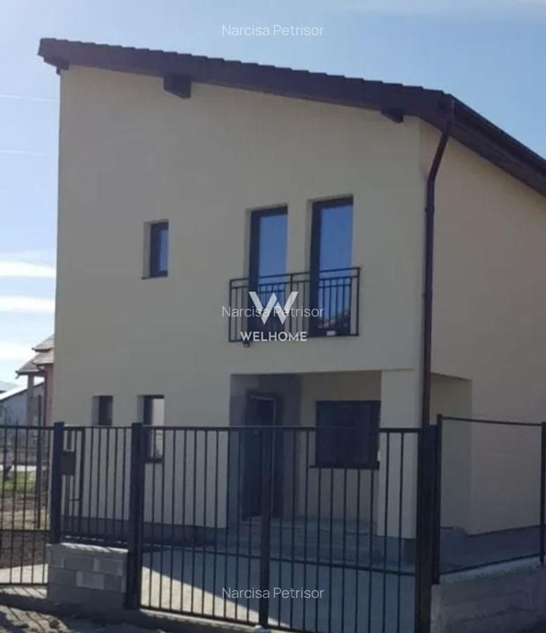 Casă cuplată modernă în Șelimbăr | 5 camere, 265 mp teren - 2