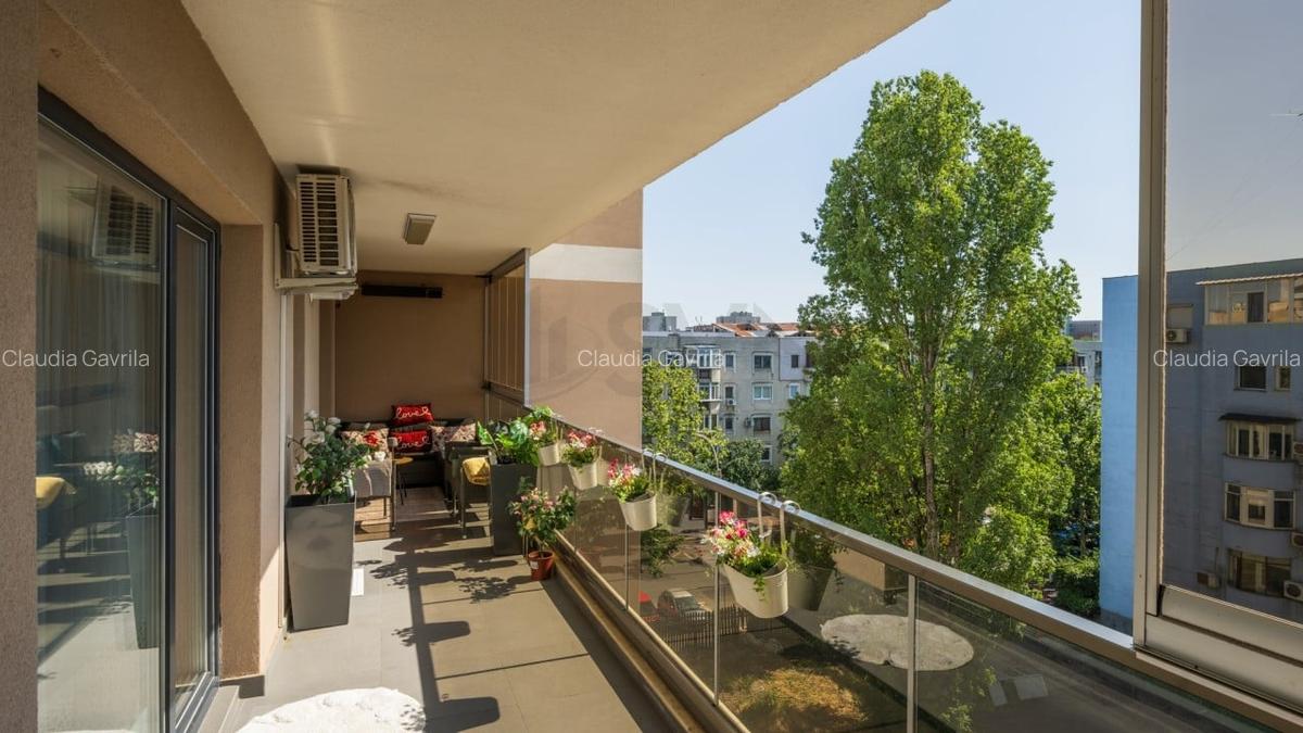 Apartament cu 3 camere semidecomandat în Alba Iulia - 3