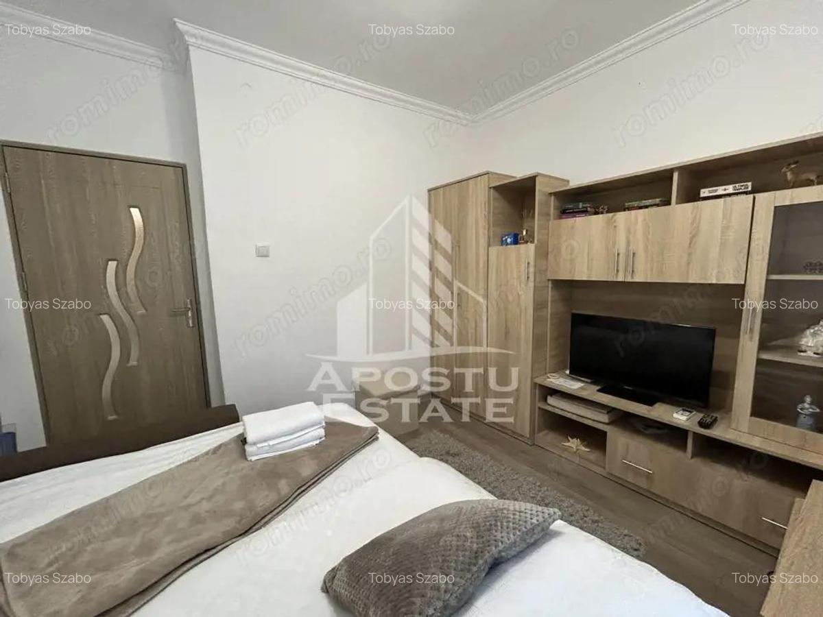 Garsoniera, central, disponibila din octombrie, mobilata si utilata - 2