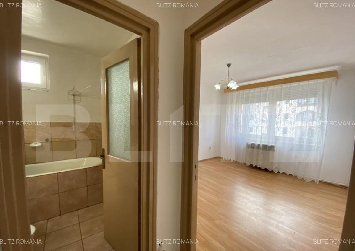 Apartament de vanzare, cu 2 camere, 45 mp, balcon, zona Cent - 6