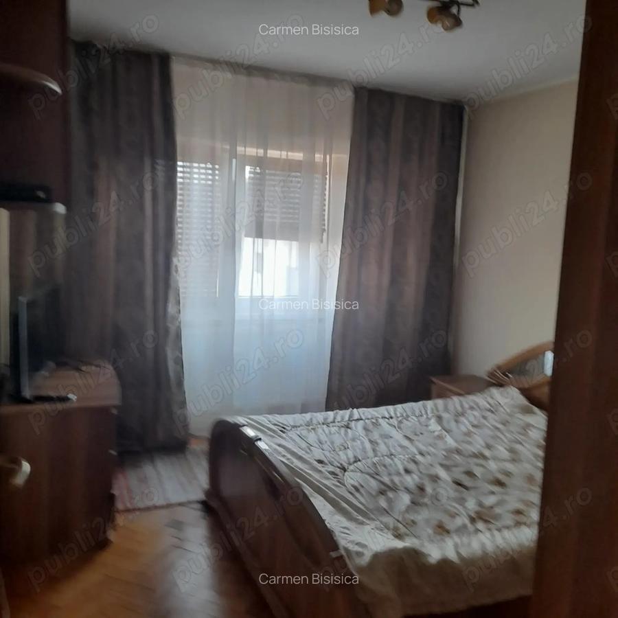 Inchiriez apartament cu doua camere, zona Zavoi - 2