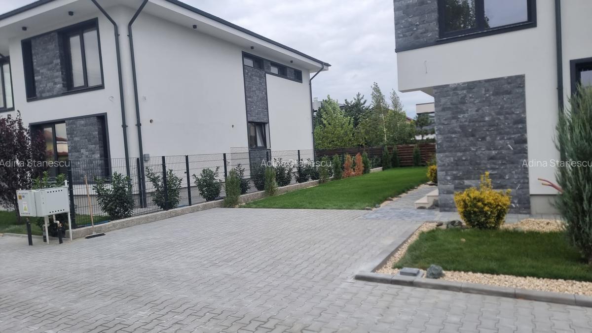 Complex rezidential cu 7 vile langa Laguna Albastra - 36