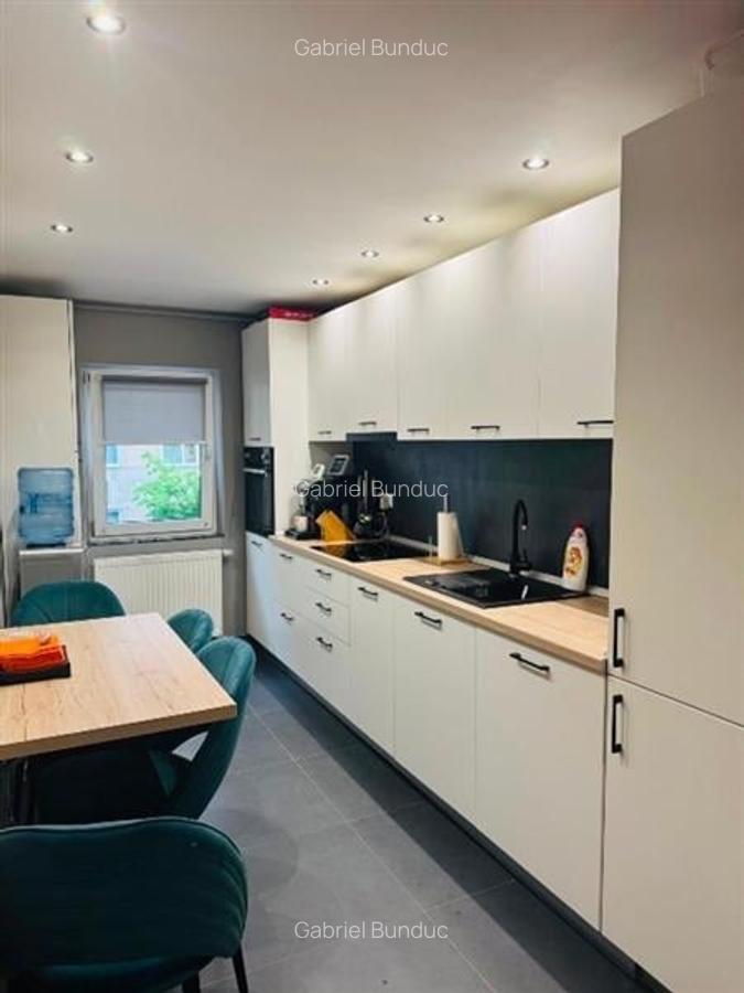 Apartament cu 4 camere semidecomandat, mobilat în Griviței - 2