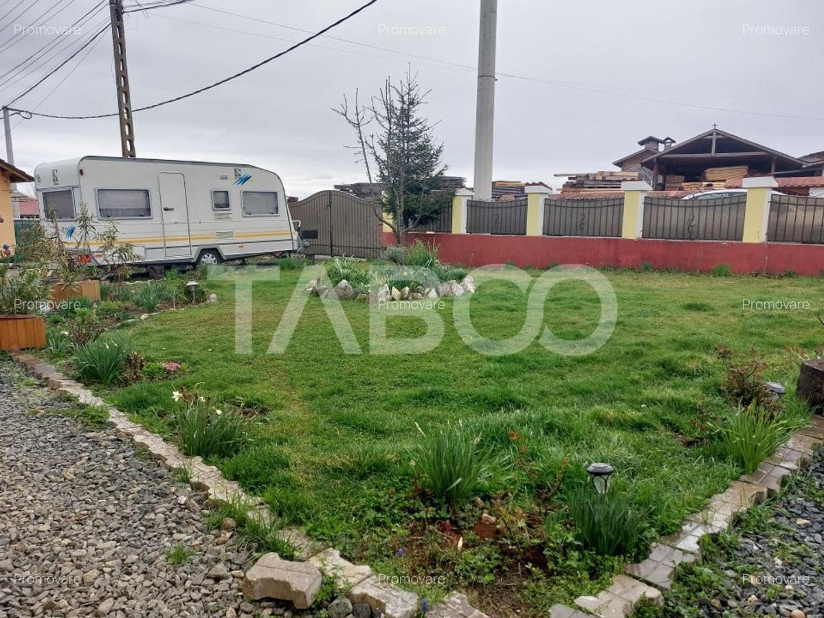 Casa individuala 4 dormitoare curte gradina zona retrasa in Cisnadie - 43