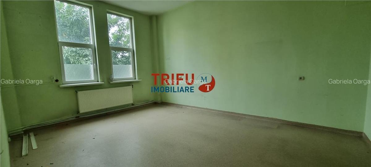 Spatiu comercial 270 mp de inchiriat Cetate pretabil clinica medicala - 1