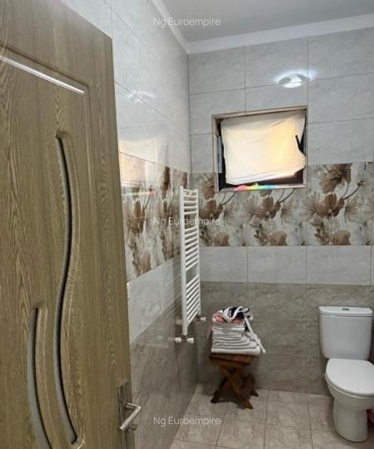 Apartament de vânzare cu 2 camere, zona KM 5-Veterani - 5