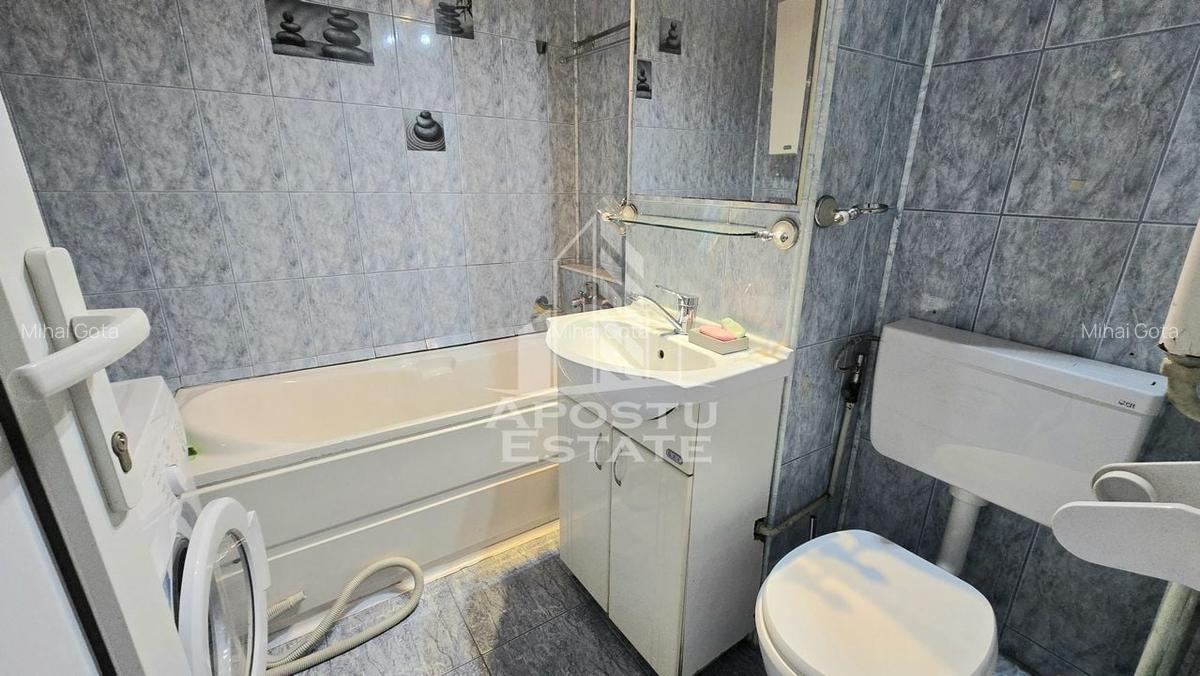 Apartament cu 2 camere, etaj intermediar, decomandat, zona Lipovei - 8