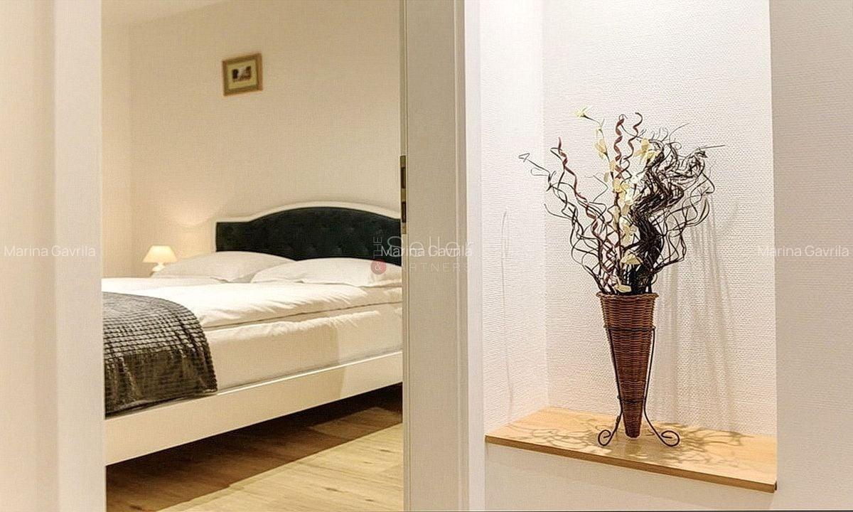 Apartament cu 3 camere decomandat, mobilat în Poiana Brașov - 2