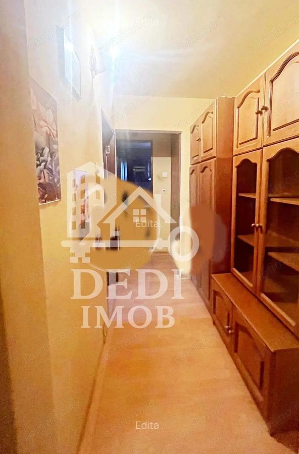 Apartament cu 3 camere de inchiriat Decebal, Oradea - 4