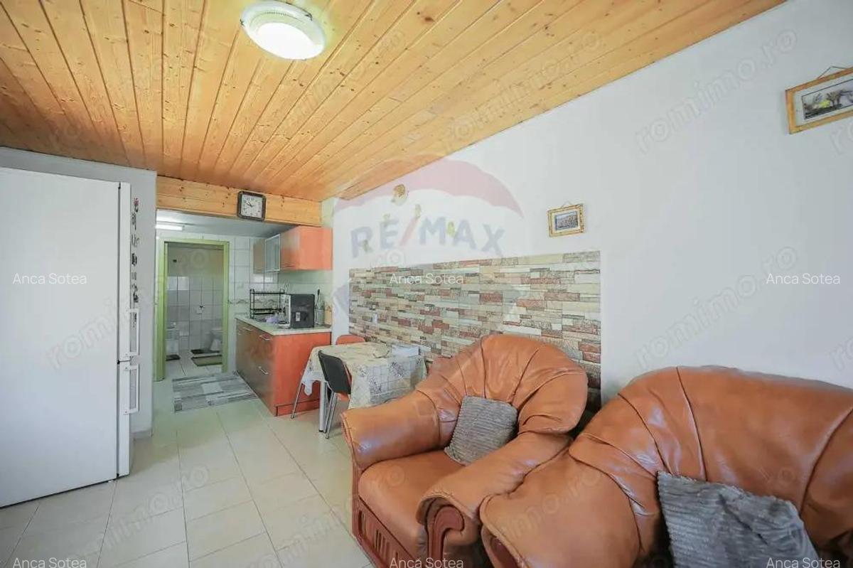 Casa ?i teren de 1397 mp de vanzare in Ineu, la 18 km de Oradea - 19