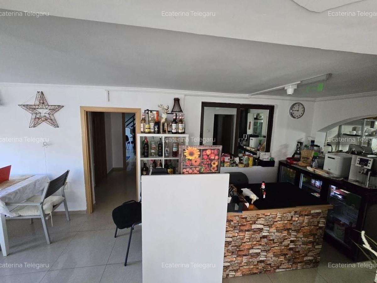 Pensiune la Cheia, moderna, functionala in totalitate, vedere mirifica (chirie) - 9 Pensiune la Cheia, moderna, functionala in totalitate, vedere mirifica (chirie) - 9